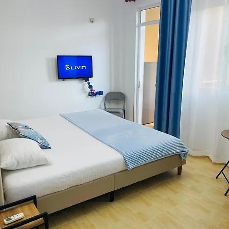 Olta House * Golem (Tirana)