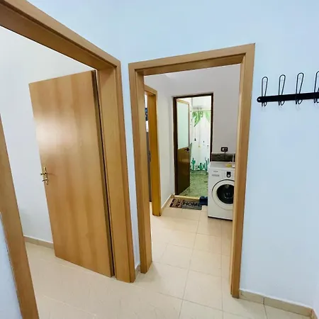 Olta House Golem (Tirana)